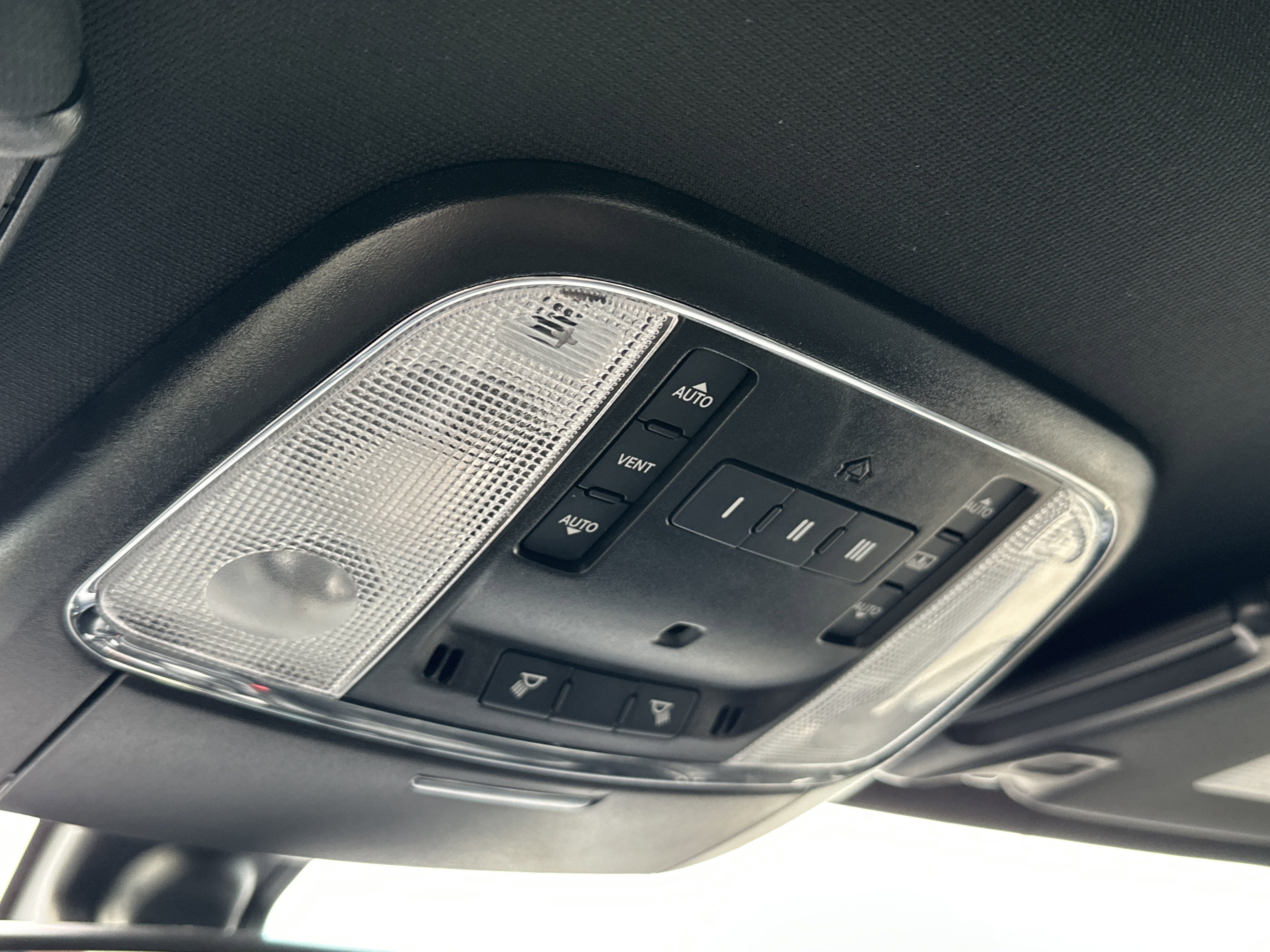 Used 2023 Chrysler 300 S RWD image 20