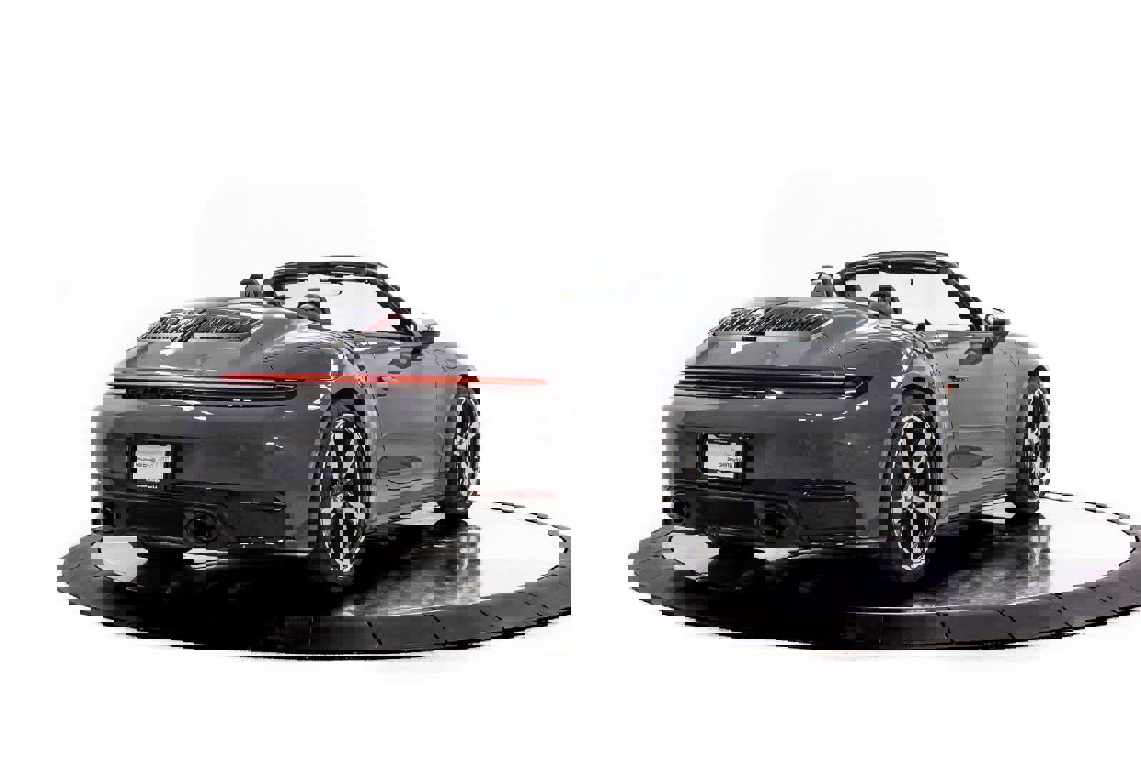 Certified 2025 Porsche 911 Carrera image 7