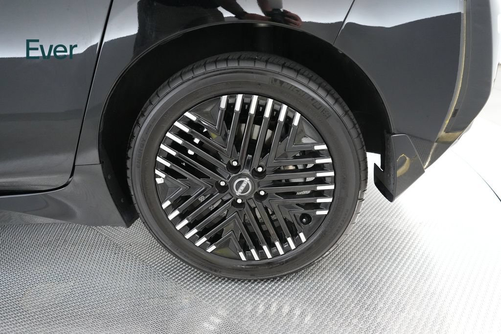Used 2024 Nissan Leaf SV Plus FWD image 19