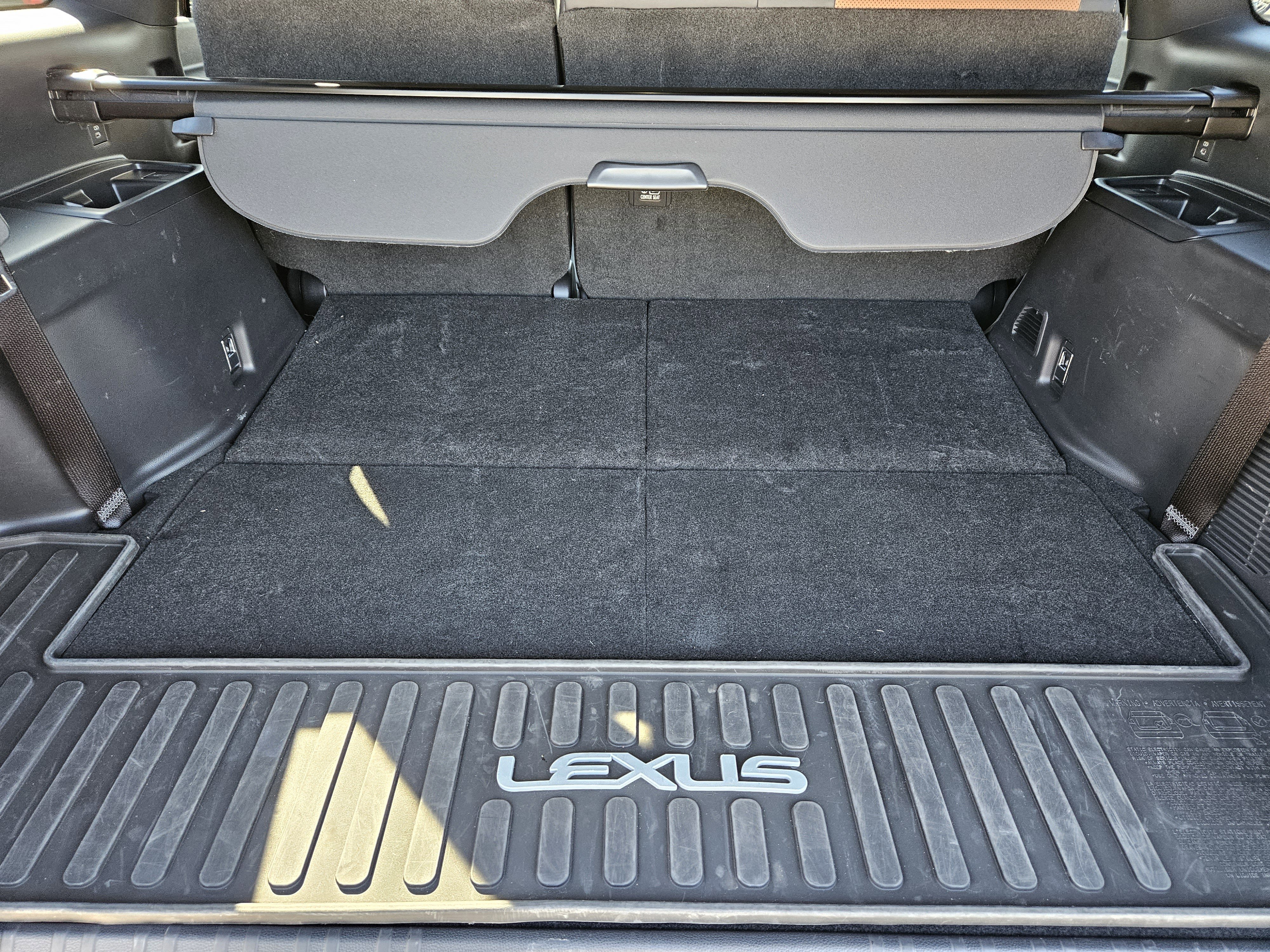 Used 2024 Lexus GX 550 image 34