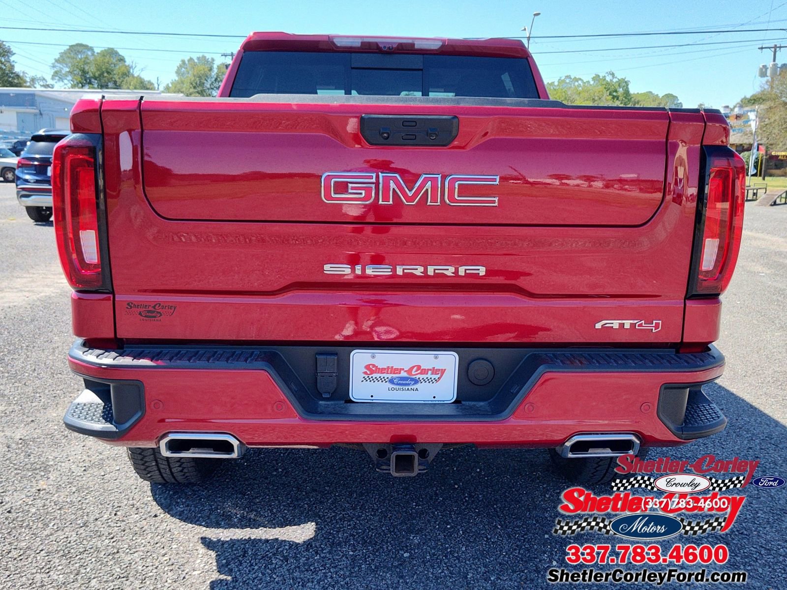 Used 2024 GMC Sierra 1500 AT4 w/ Technology Package image 6