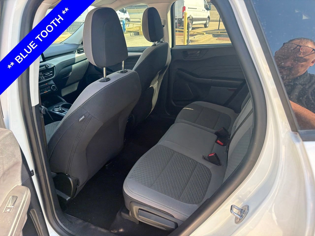 Used 2022 Ford Escape SE w/ Convenience Package FWD image 6