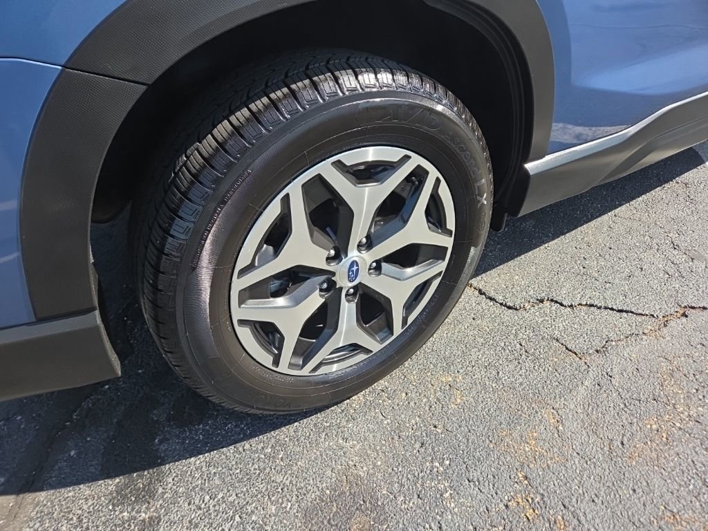 Used 2021 Subaru Forester Premium AWD/4WD image 7