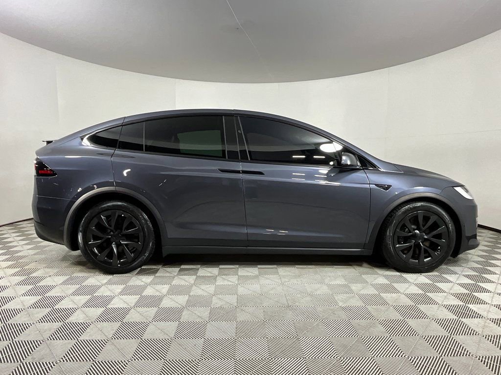 Used 2022 Tesla Model X image 5