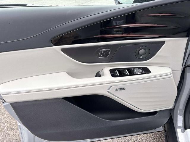 New 2026 Lincoln Nautilus Reserve w/ Jet Appearance Package image 21