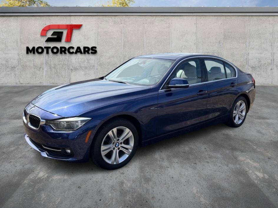 Used 2017 BMW 330i xDrive Sedan image 1