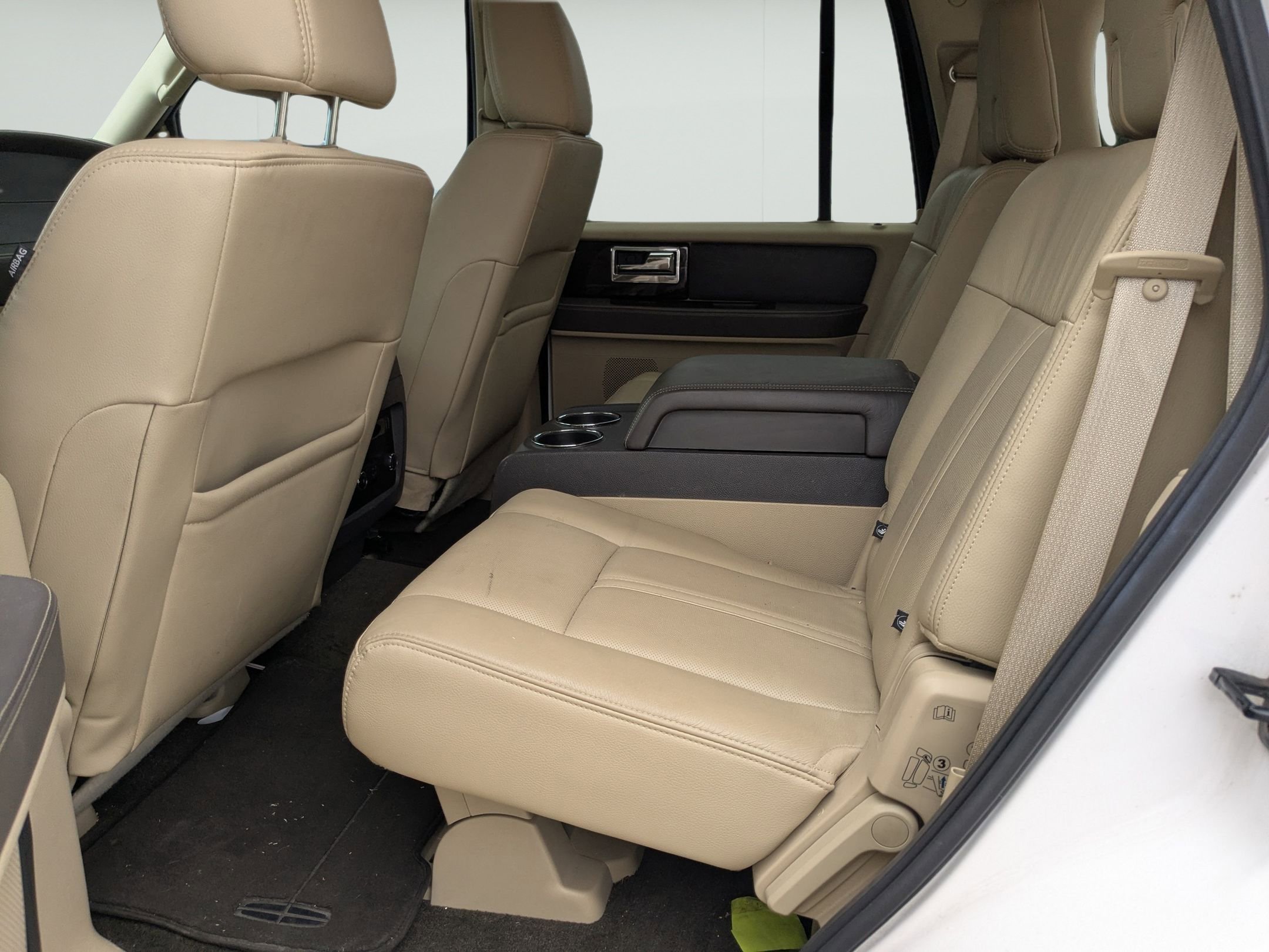 Used 2017 Lincoln Navigator Reserve RWD image 21