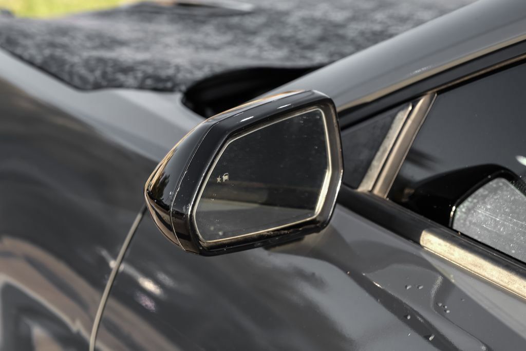 Used 2016 Chevrolet Camaro SS image 41