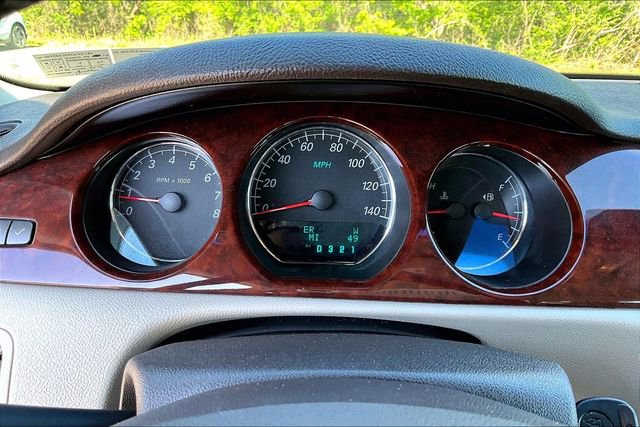 Used 2007 Buick Lucerne CXL w/ Luxury Package FWD image 21