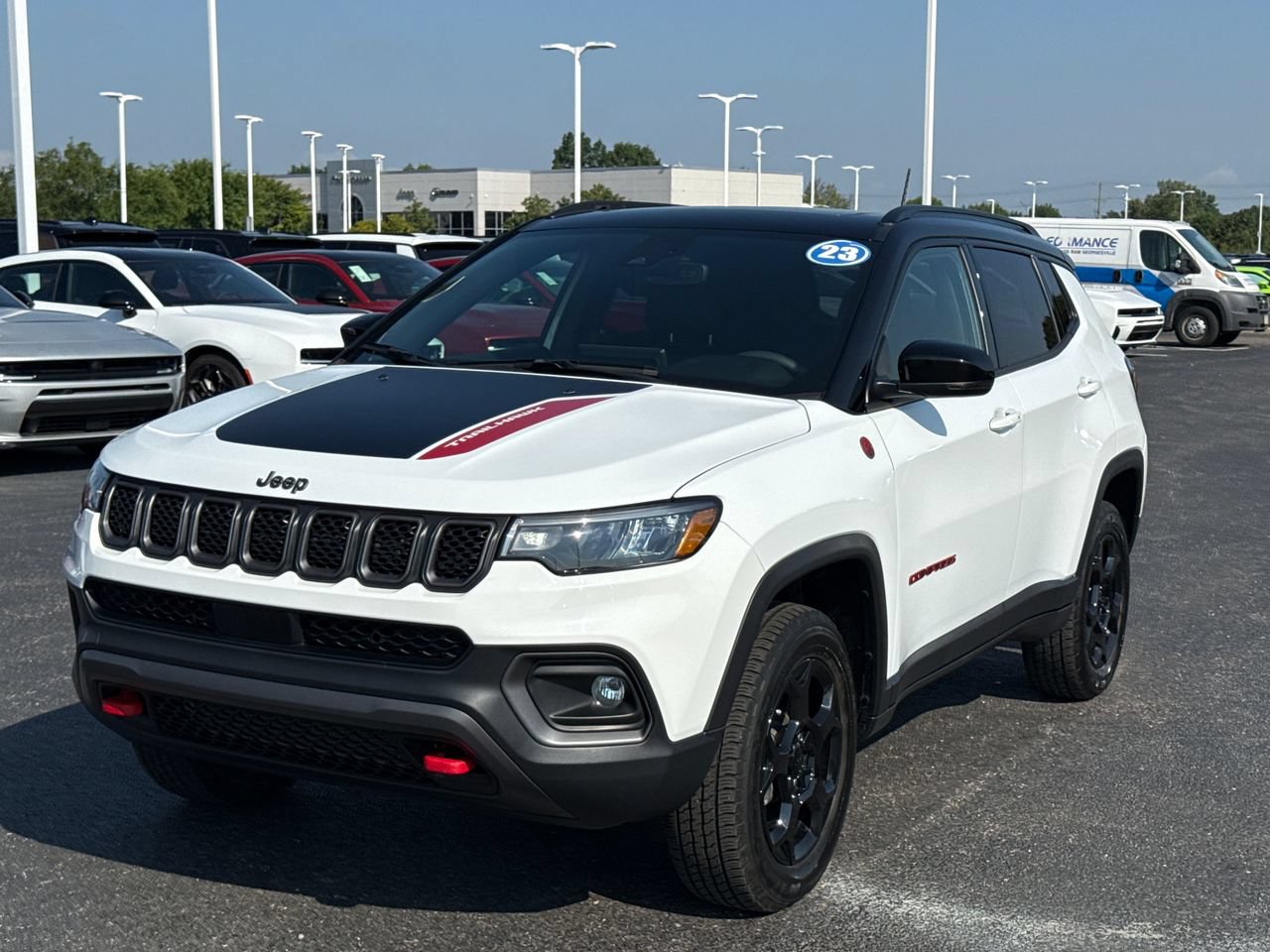 Used 2023 Jeep Compass Trailhawk w/ Sun and Sound Group AWD/4WD image 7