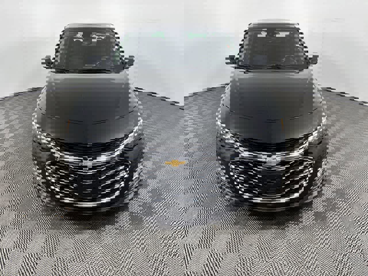 Used 2024 Chevrolet Malibu LT image 3