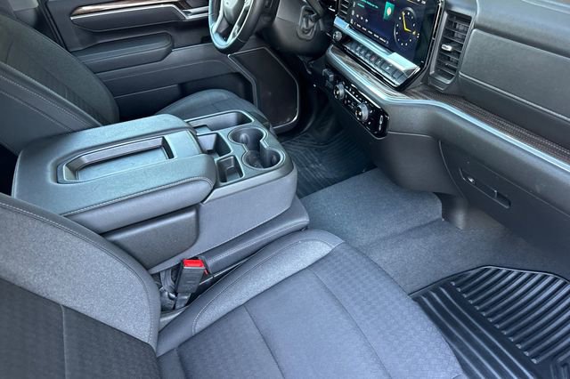 Used 2025 Chevrolet Silverado 2500 LT w/ Convenience Package image 19