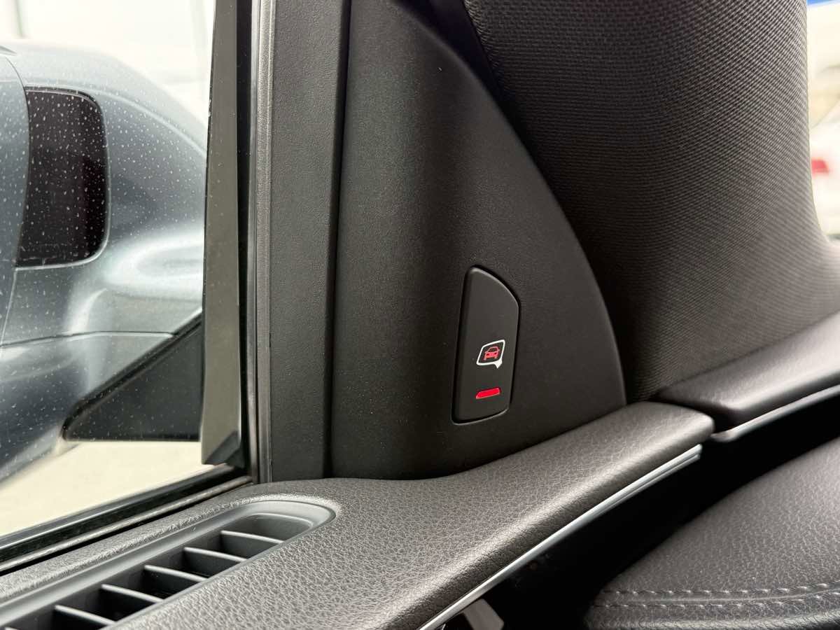 Used 2014 Audi A8 L 4.0T w/ Premium Package image 28