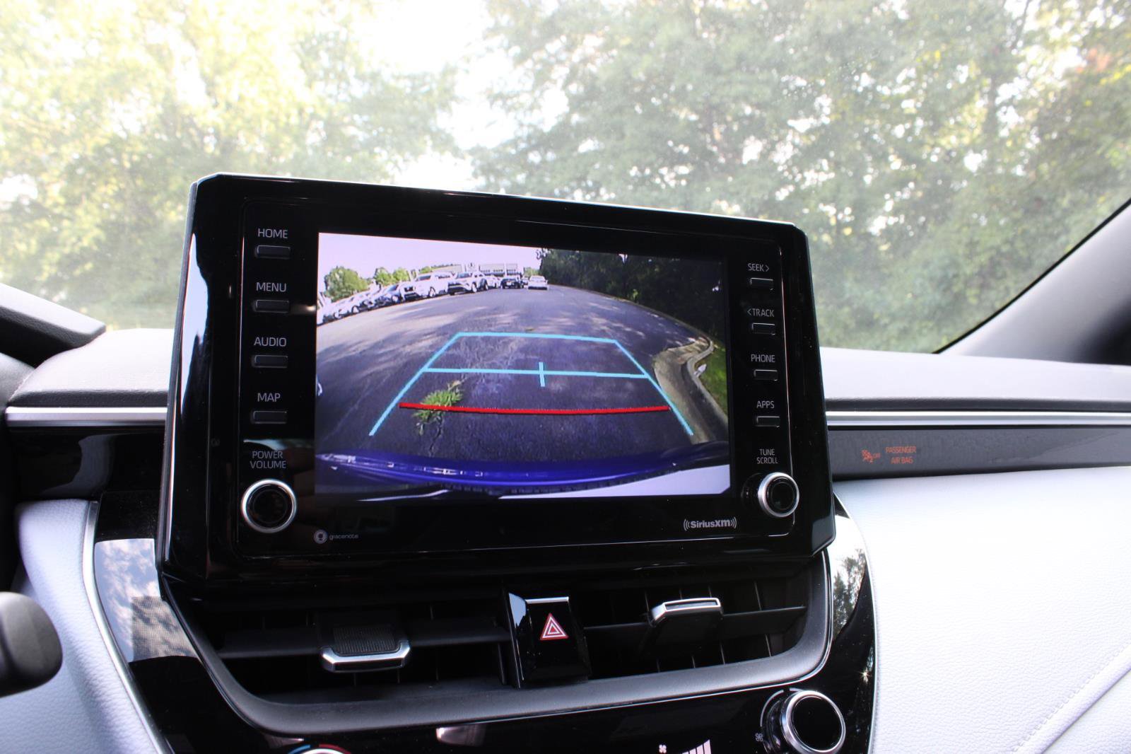Used 2022 Toyota Corolla SE image 30