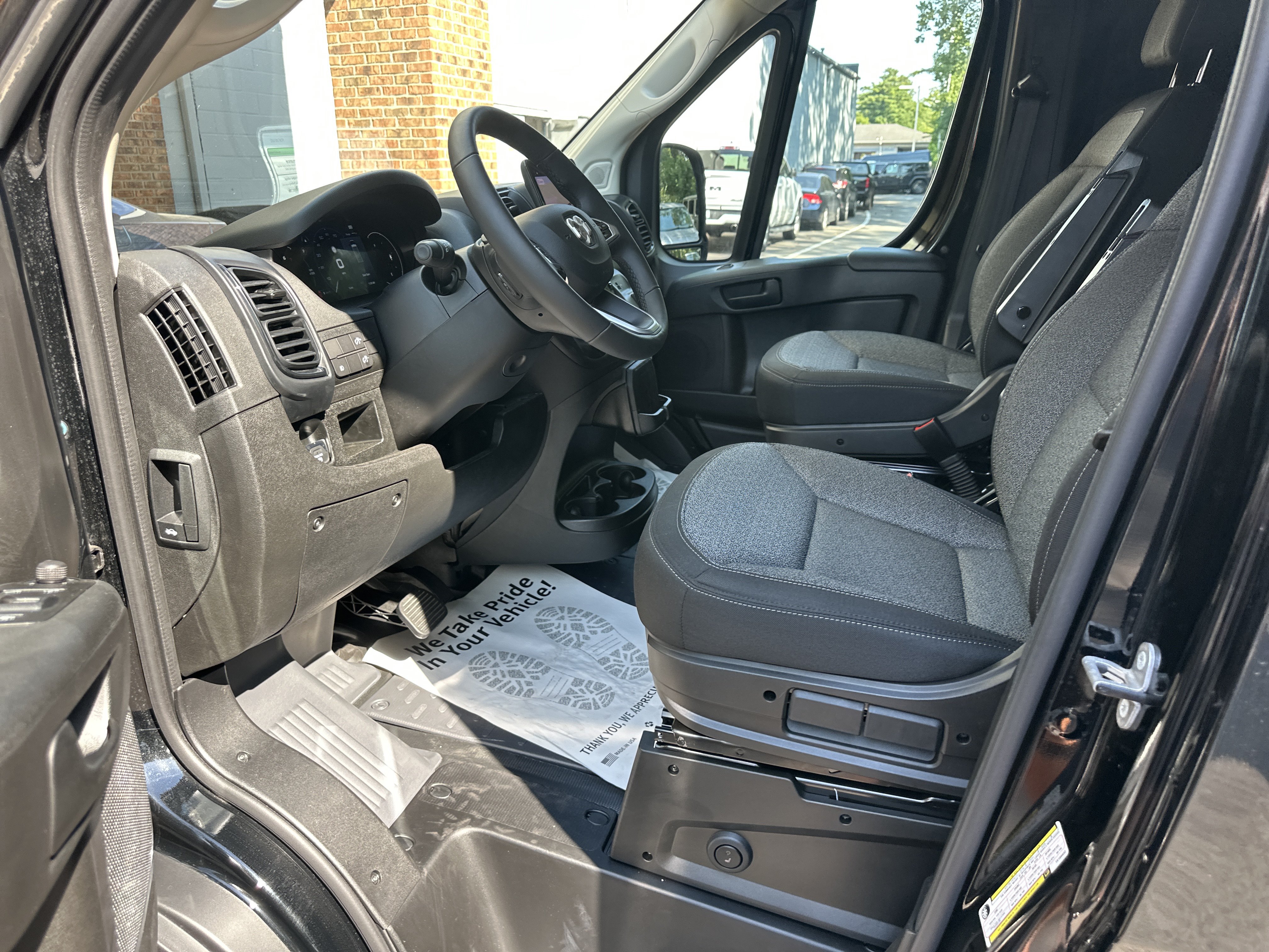 New 2026 RAM ProMaster 3500 w/ Premium Convenience Group FWD image 29