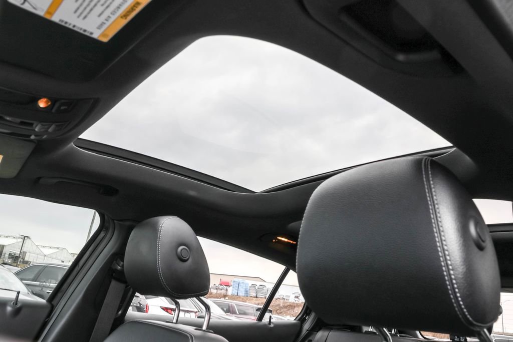 Used 2018 Mercedes-Benz GLA 250 4MATIC image 7