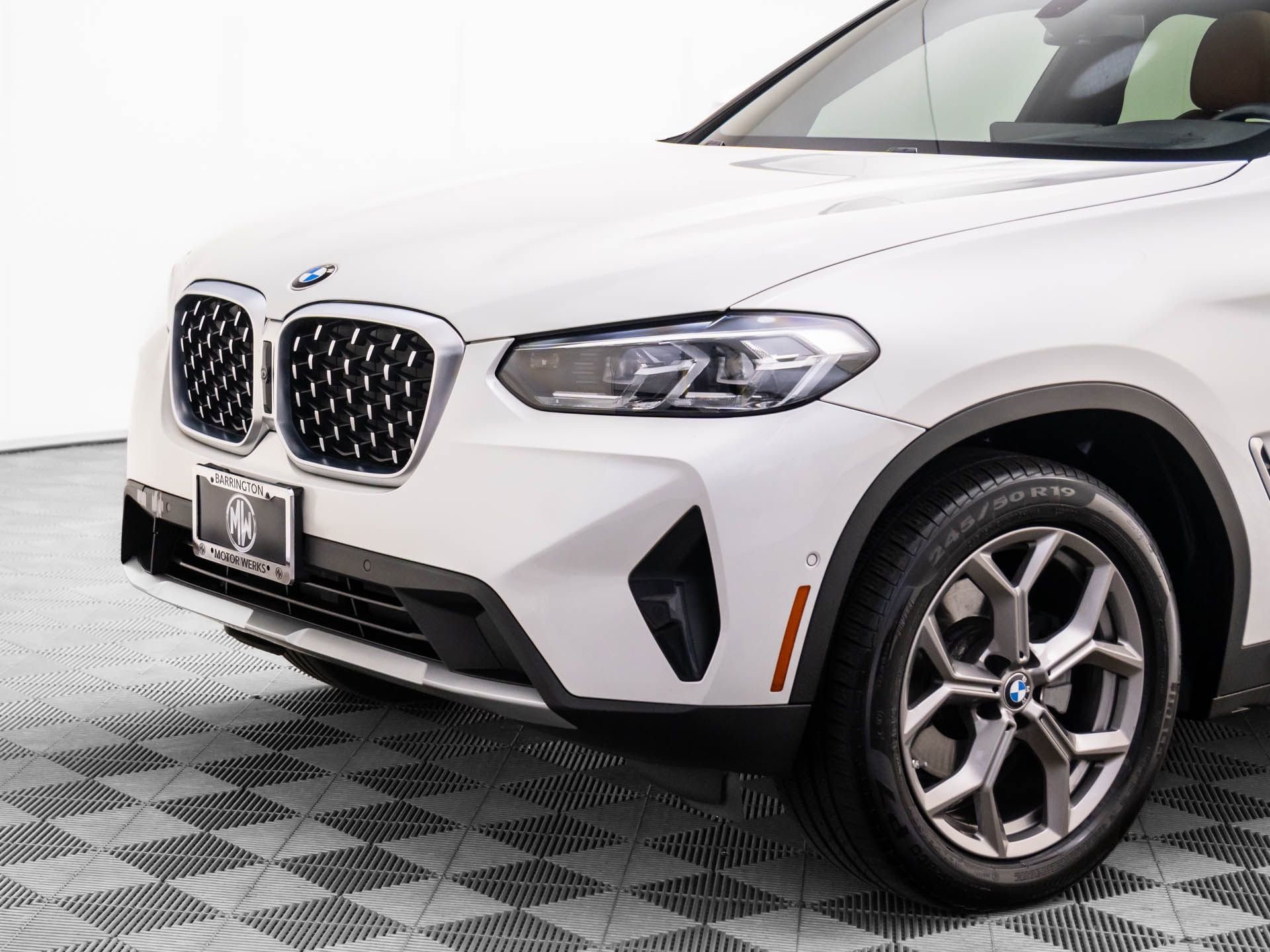 Used 2022 BMW X4 xDrive30i w/ Premium Package image 38