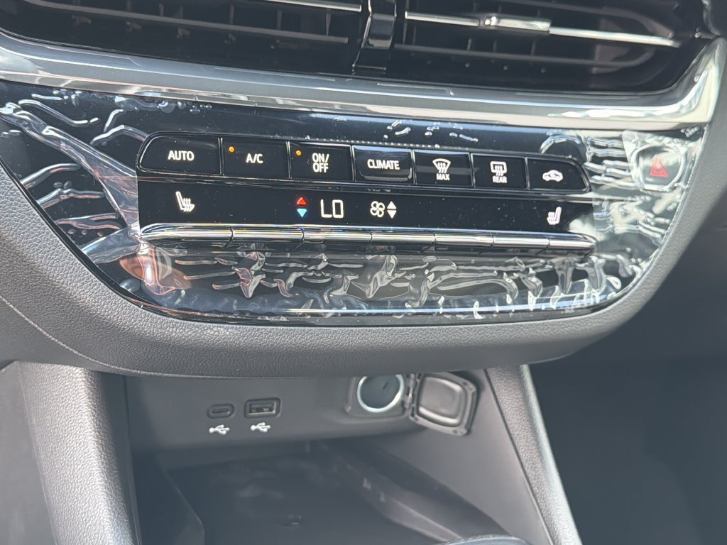 New 2026 Buick Envista Sport Touring FWD image 29