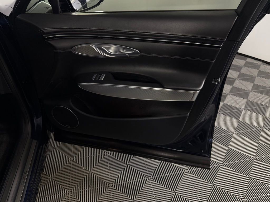 Used 2023 Genesis GV70 2.5T w/ Sport Prestige Package image 36