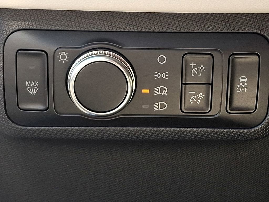 Used 2022 Ford Mustang Mach-E Premium w/ Ice White Appearance Package image 26