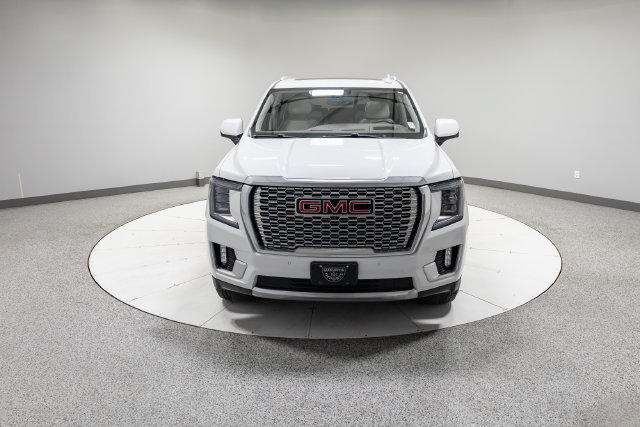 Used 2022 GMC Yukon Denali AWD/4WD image 32
