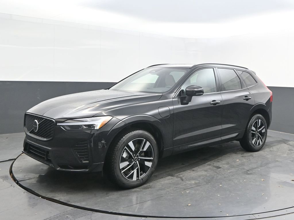 New 2026 Volvo XC60 T8 Core w/ Climate Package