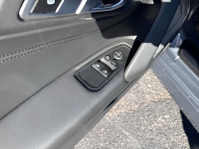 Certified 2025 BMW Z4 sDrive30i w/ Premium Package image 11