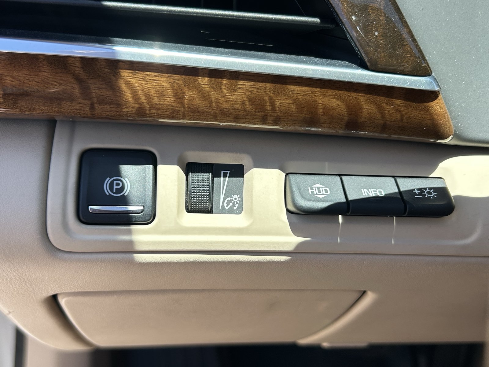 Certified 2018 Cadillac CT6 Platinum AWD/4WD image 30