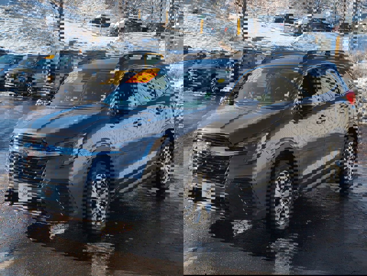 Used 2024 Subaru Ascent Premium w/ Convenience Package image 3