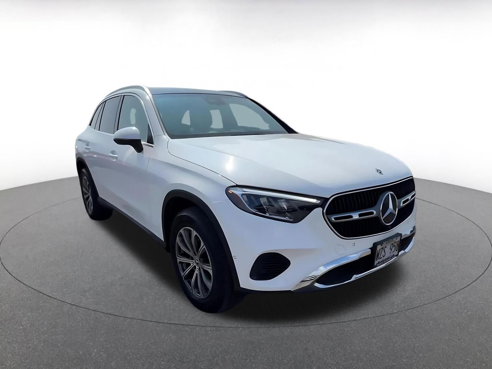 Used 2024 Mercedes-Benz GLC 300 GLC 300 image 3