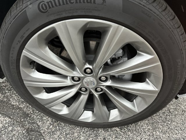 Used 2026 Buick Envista Avenir FWD image 28