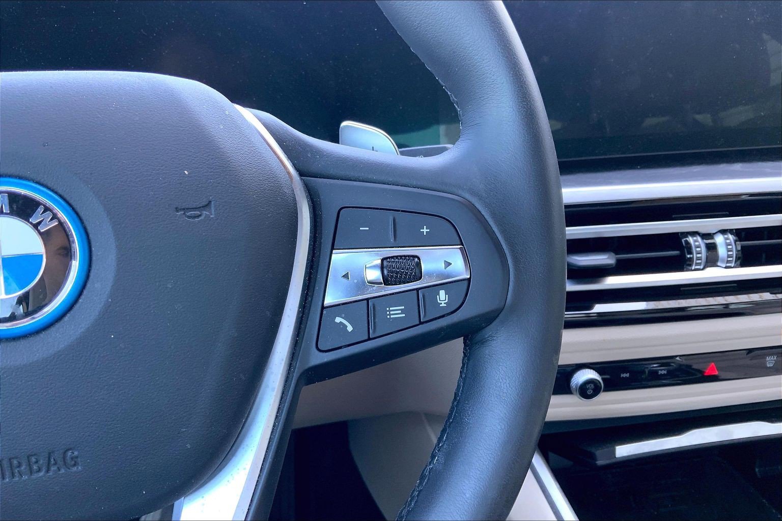 Used 2023 BMW 330e w/ Driving Assistance Package RWD image 14