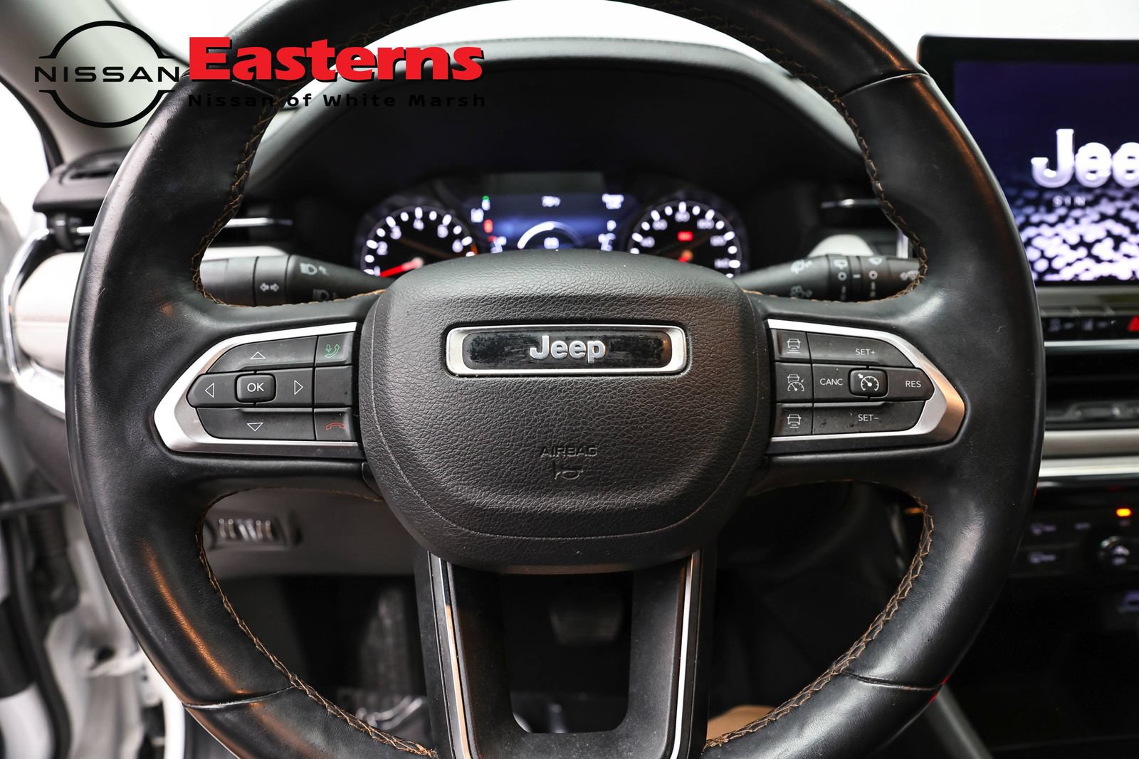 Used 2022 Jeep Compass Limited AWD/4WD image 10