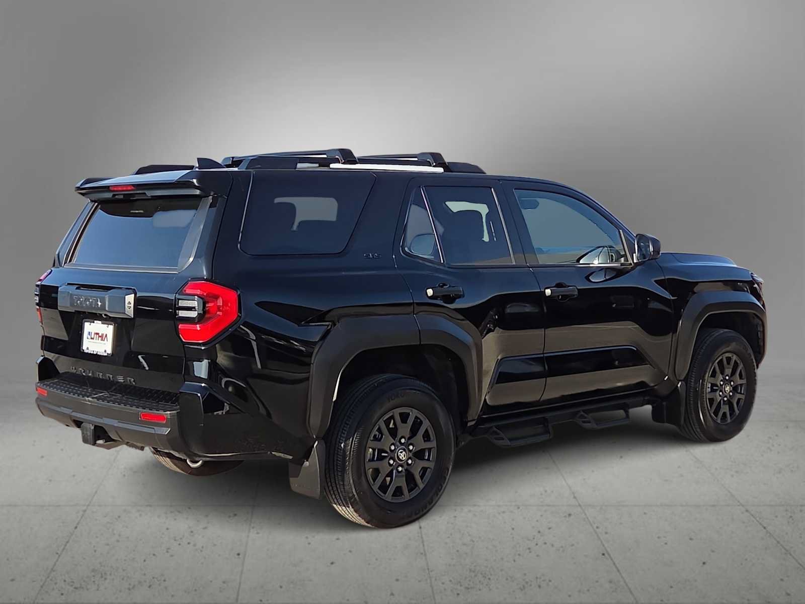 Used 2025 Toyota 4Runner SR5 AWD/4WD image 7