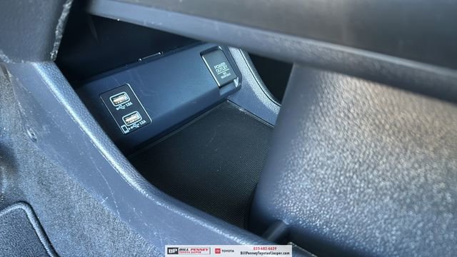 Used 2022 Honda HR-V EX image 14