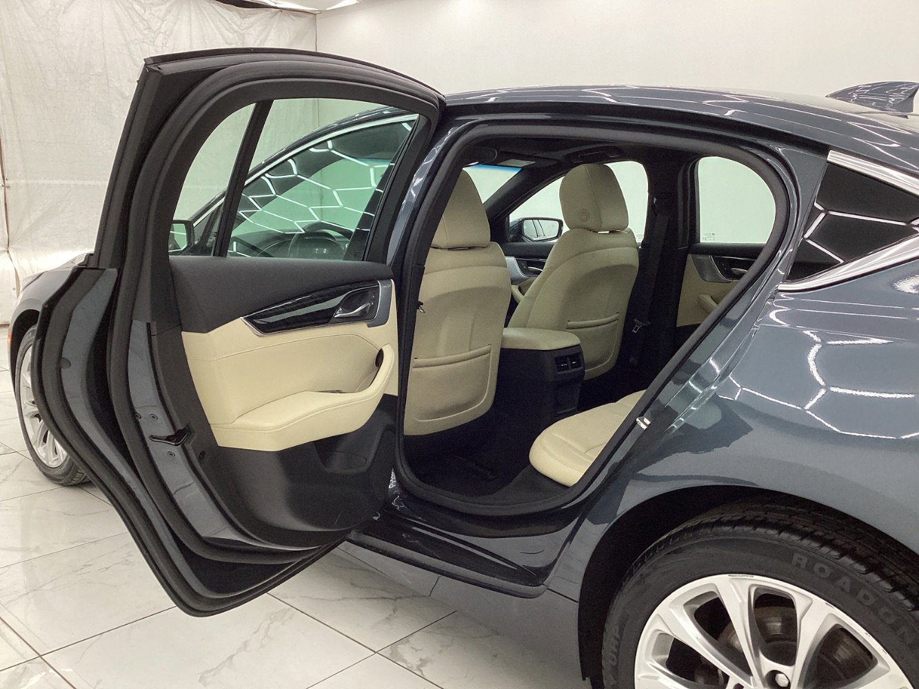 Used 2020 Cadillac CT5 Premium Luxury image 24