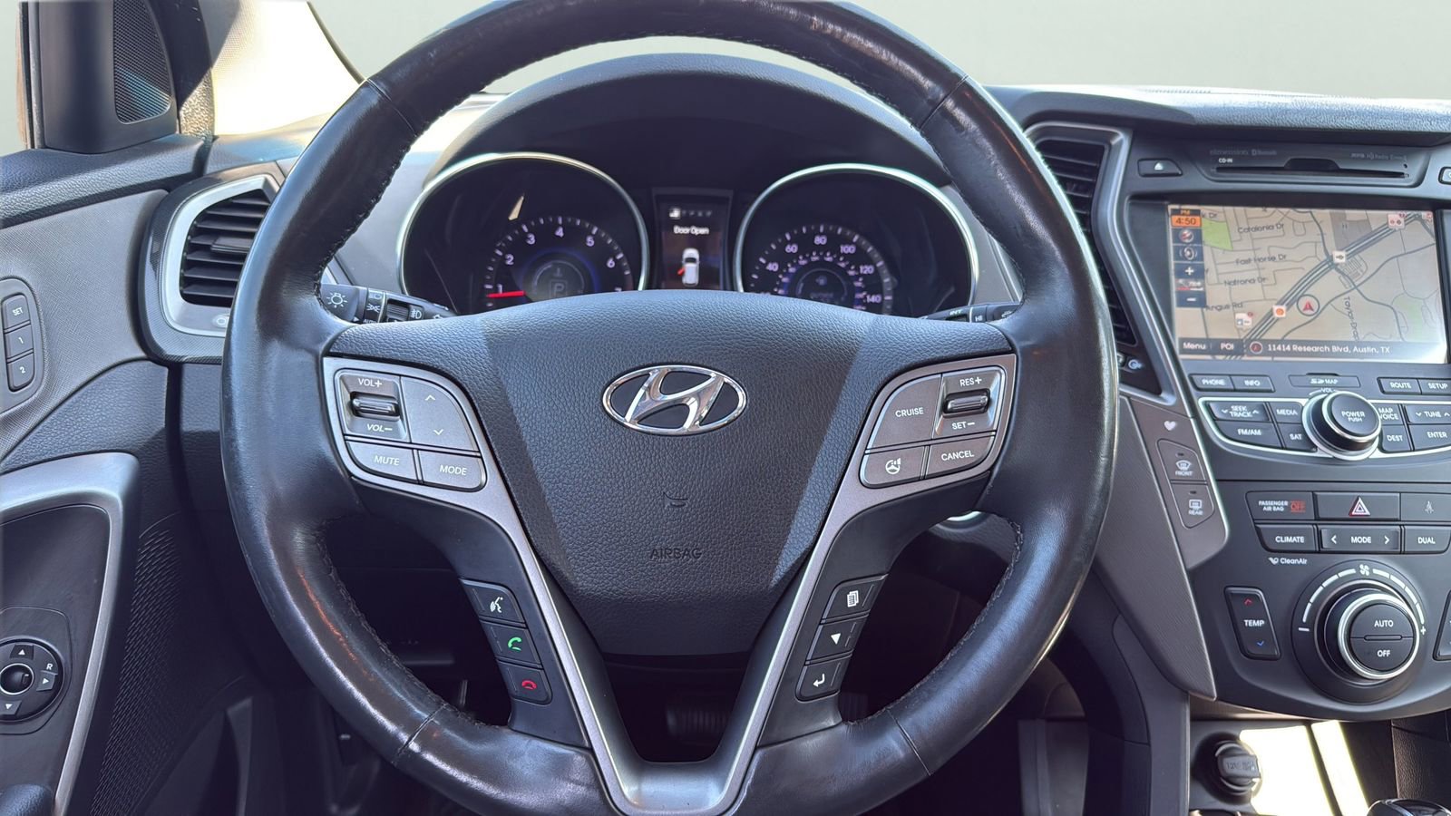 Used 2014 Hyundai Santa Fe Sport w/ Technology Package 04 FWD image 11