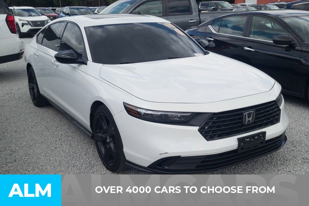 Used 2023 Honda Accord Sport image 2