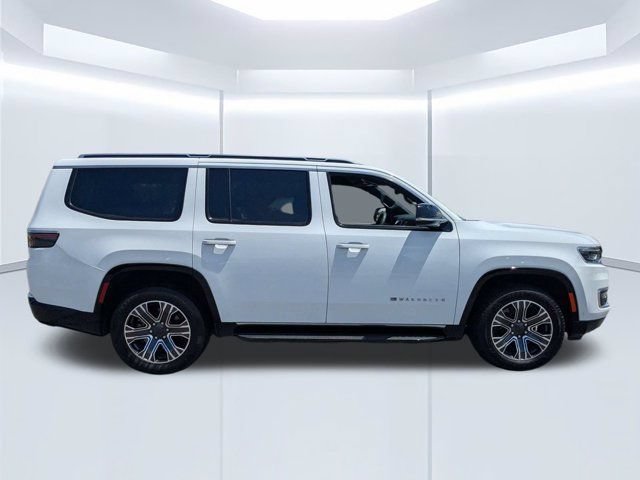 Used 2024 Jeep Wagoneer Series II w/ Flexible Seating Group RWD image 3