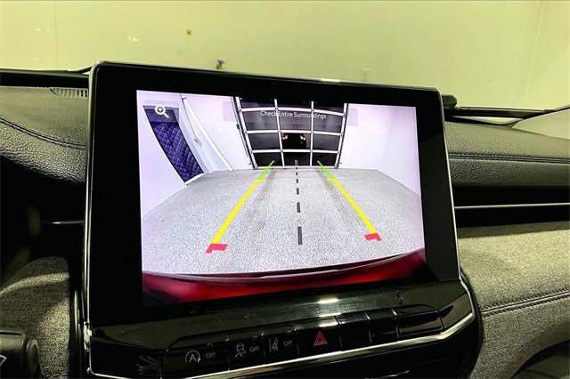 Used 2022 Jeep Compass Latitude image 14