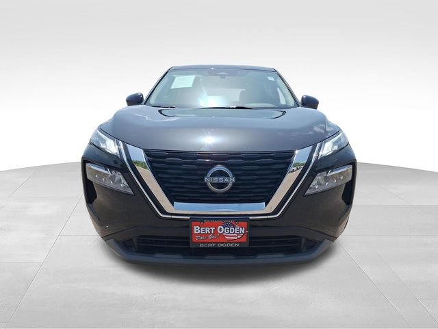 Certified 2023 Nissan Rogue SV FWD image 2