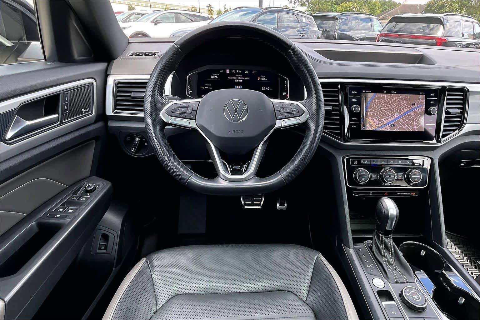 Used 2023 Volkswagen Atlas Cross Sport SEL Premium R-Line AWD/4WD image 8
