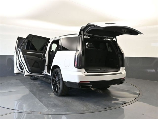 Used 2025 Cadillac Escalade Sport w/ Touring Package image 40