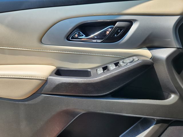 Certified 2022 Chevrolet Traverse LS AWD/4WD image 25
