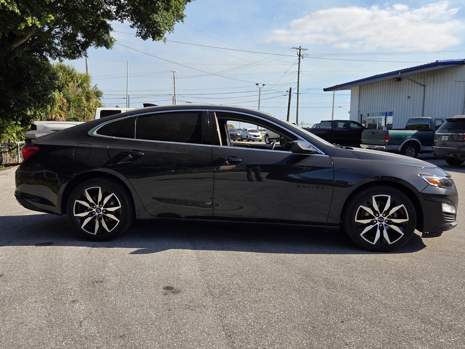 Used 2022 Chevrolet Malibu RS FWD image 6