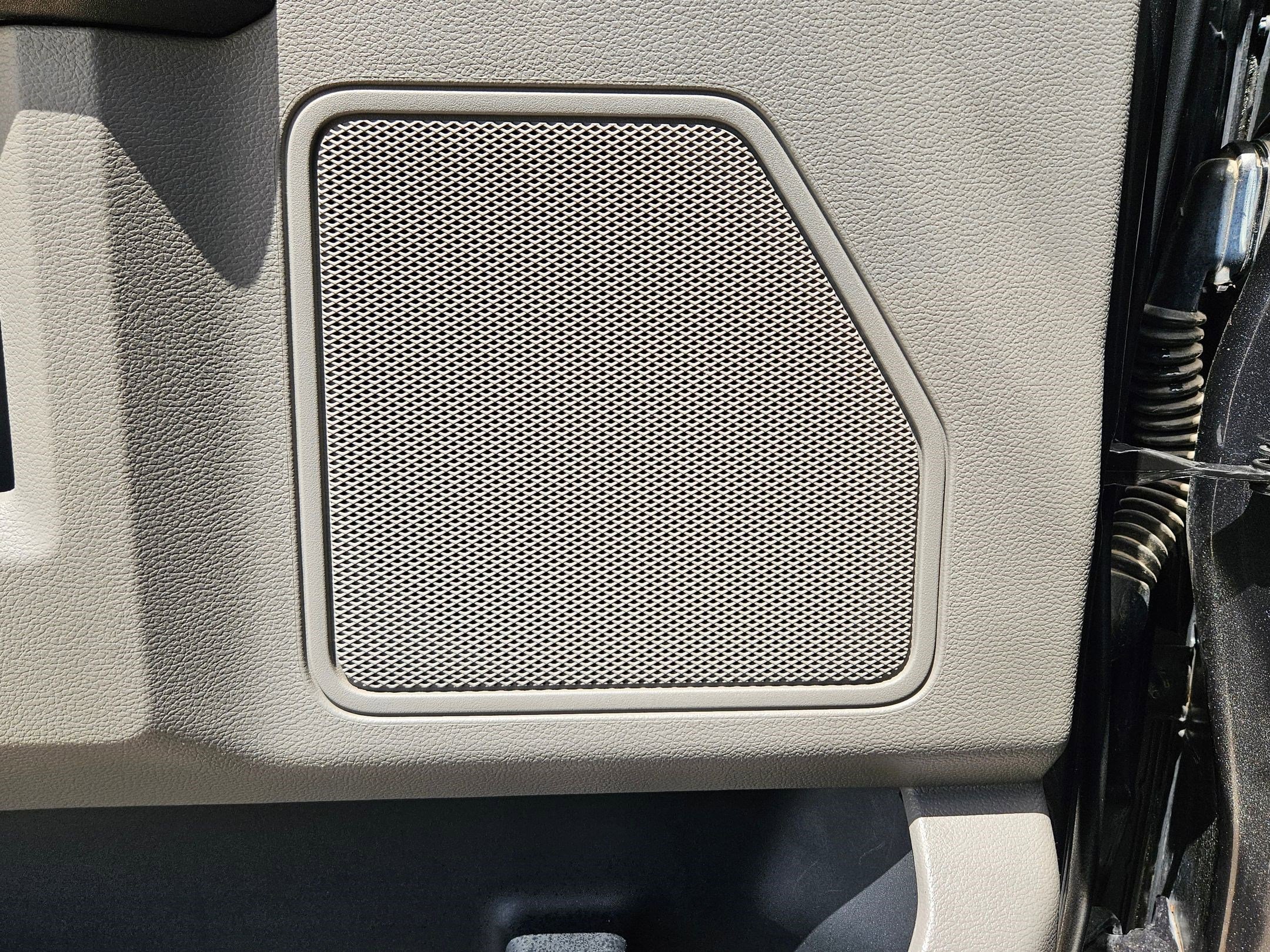 Used 2020 Ford F250 XL w/ STX Appearance Package image 13