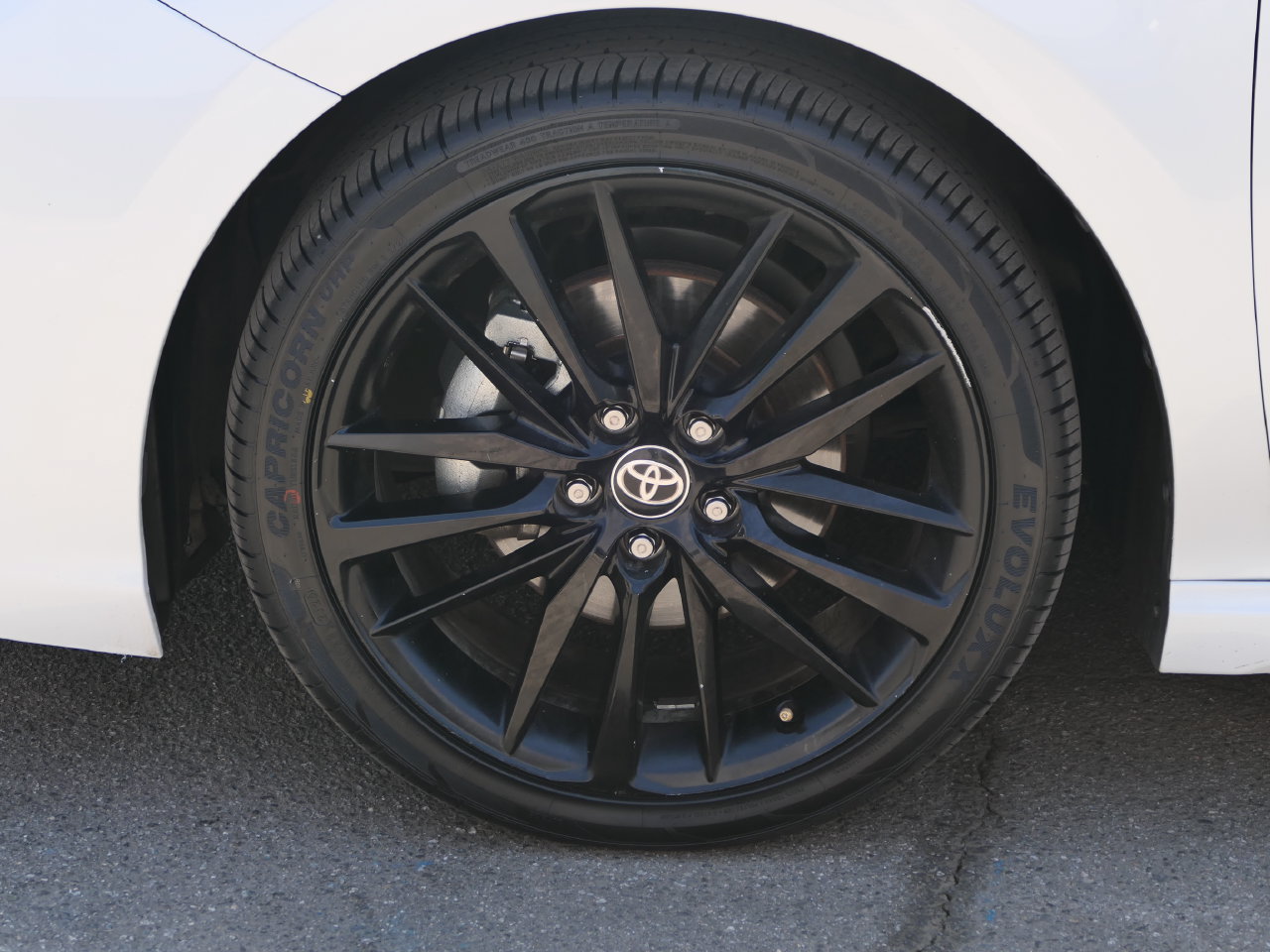 Used 2024 Toyota Camry XSE w/ Navigation Package FWD image 10