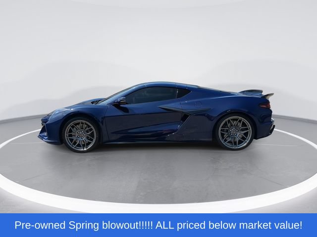 Used 2025 Chevrolet Corvette Z06 RWD image 5