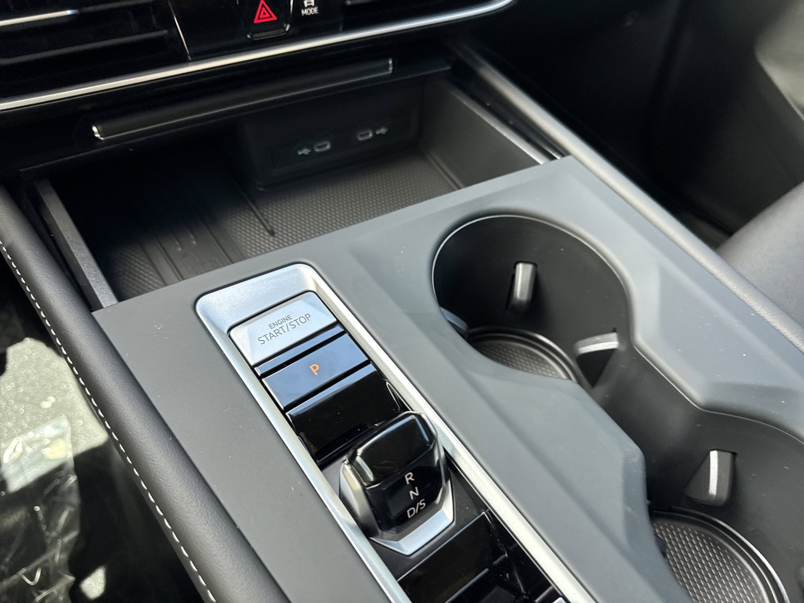 New 2026 Volkswagen Atlas SE image 21