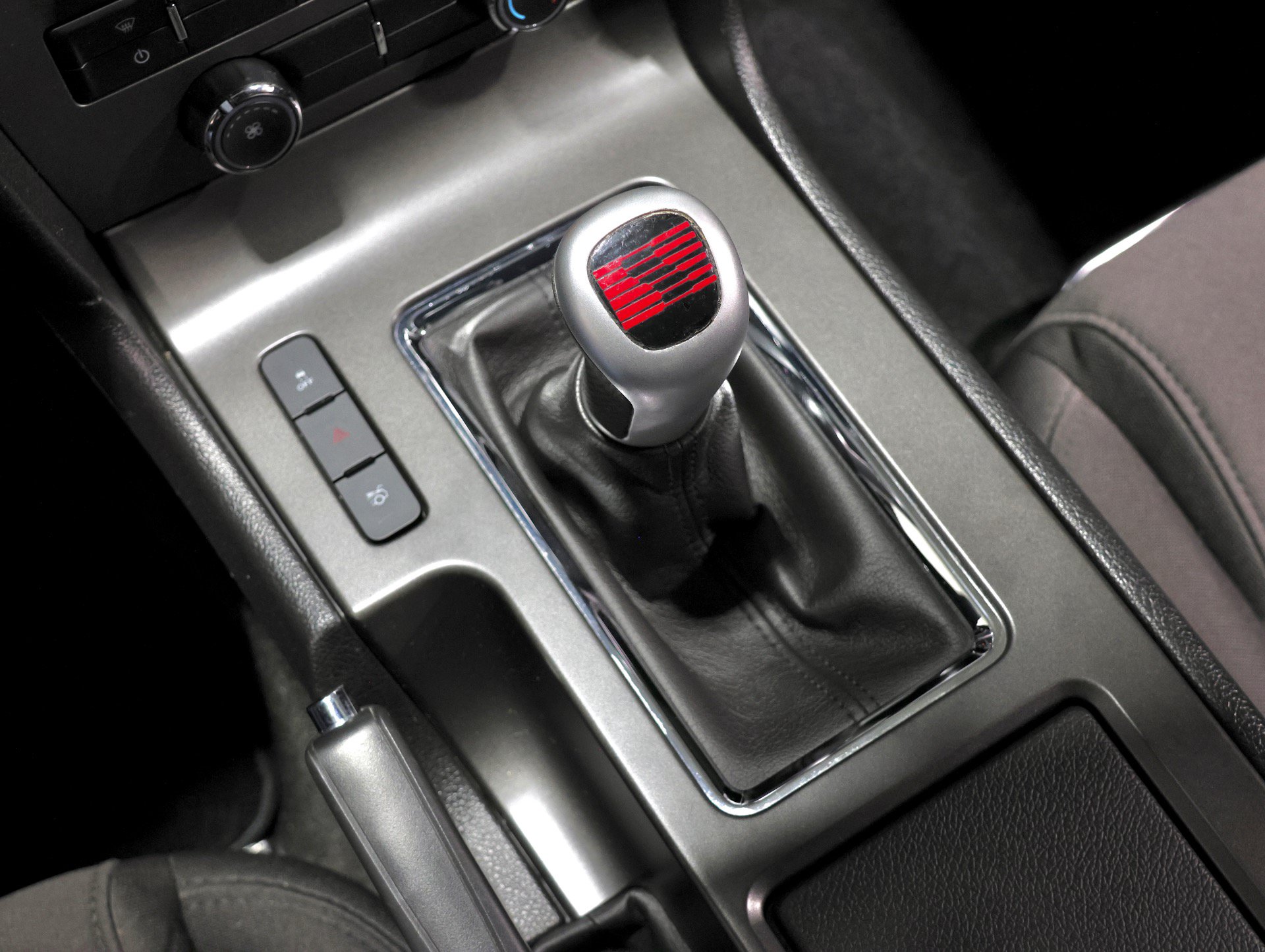 Used 2013 Ford Mustang GT RWD image 25